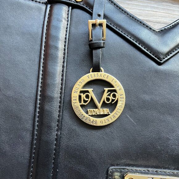 Versace 19V69 Italia Shoulder Bag Black Gold Charm Zipper - Picture 9 of 10